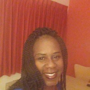 Meet your Posher, Sharlotte